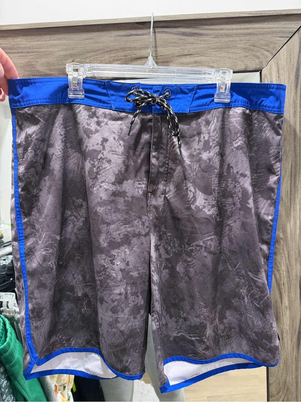 Mens HUK Board-shorts size 38